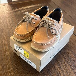 Boys Sperry shoes, size 11.